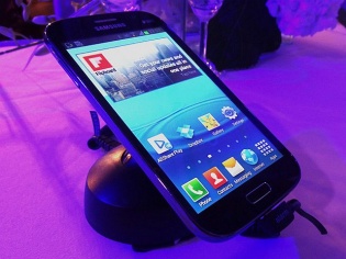 galaxy grand blue hands on