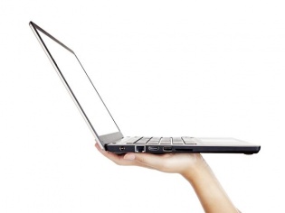 Top Ultrabooks Available India (August, 2015)